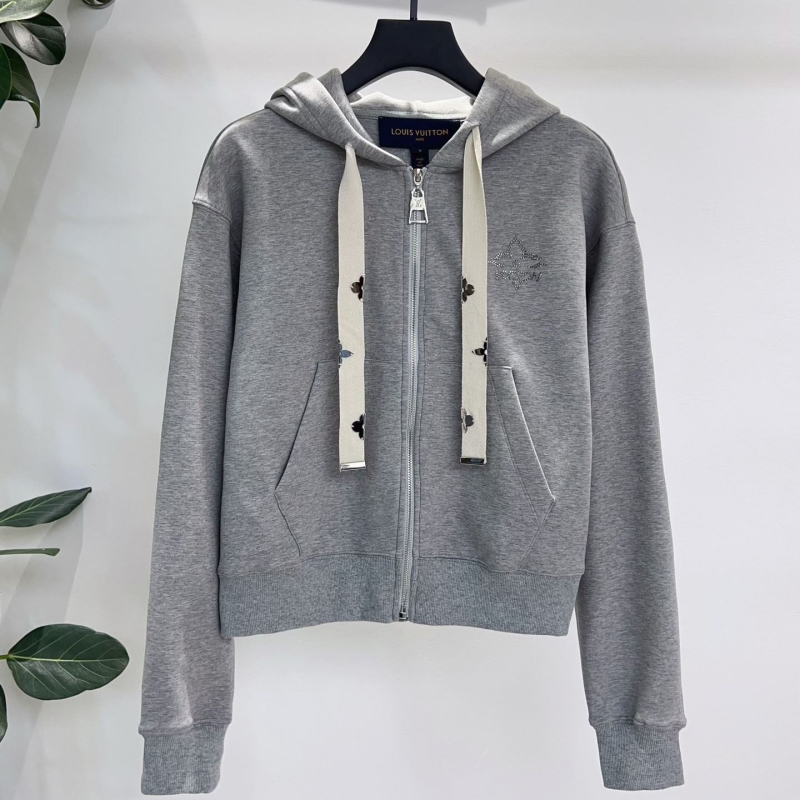 l0vis Vvtt0n outwear